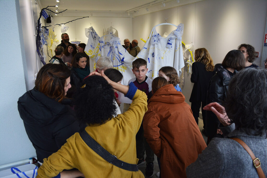 Sud Retz Atlantique Communauté - exposition empreintes - plasticienne au collège - Collège Raymond Queneau